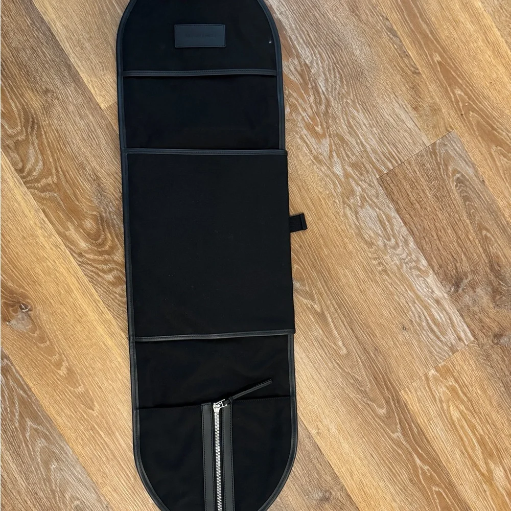 Saint Laurent skateboard carrying case - Picture 2 of 6